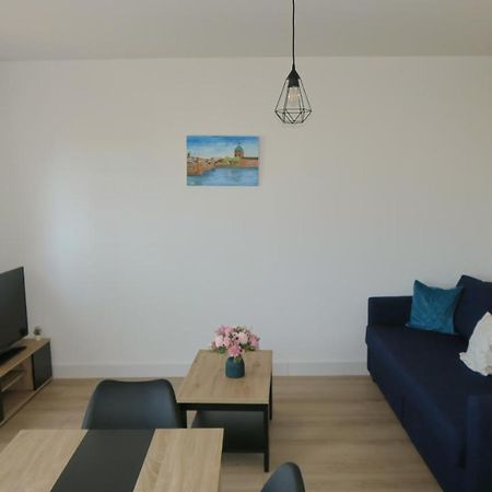 Appartement Chaleureux Et Elegant En Residence. Labastidette Exterior foto